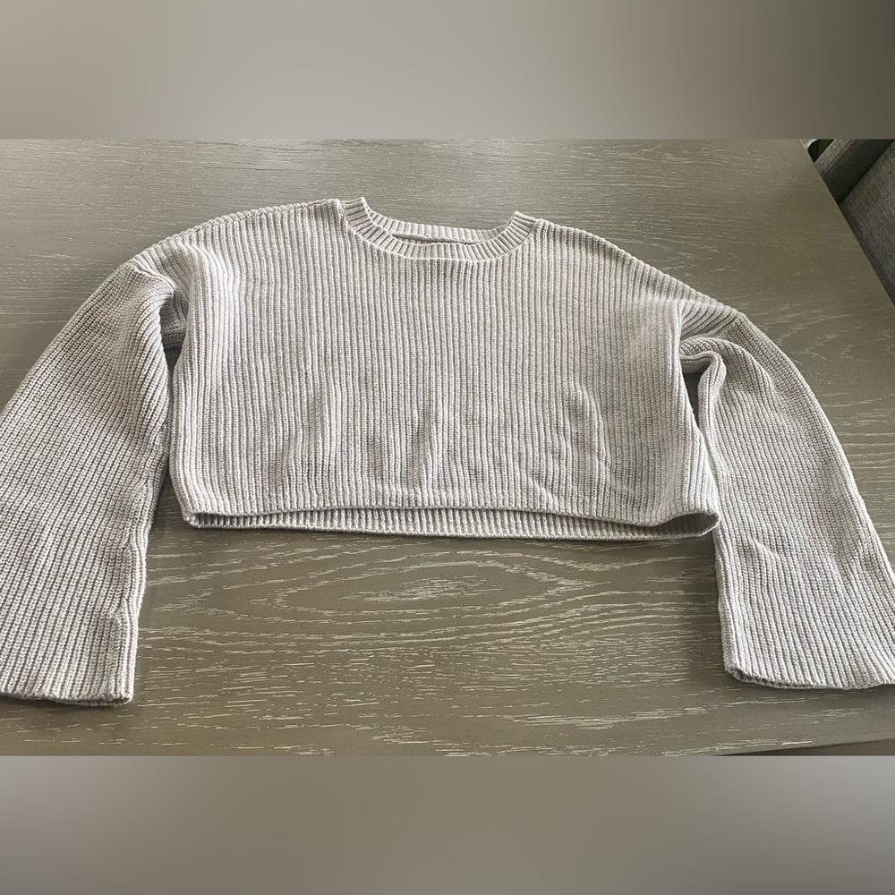 Hollister Cream Ribbed Cropped Sweater